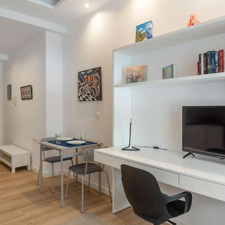 Brand New Apartment In أثينا المظهر الخارجي الصورة