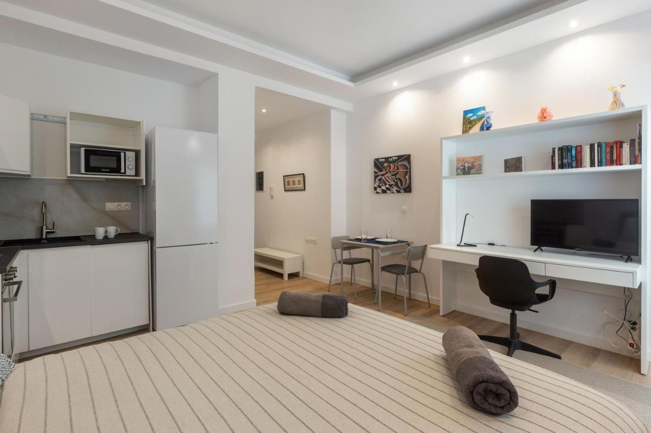 Brand New Apartment In أثينا المظهر الخارجي الصورة